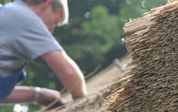 professional Egloskerry thatchers